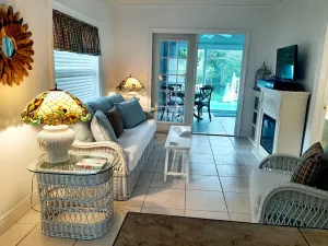 Image of DREAMCATCHER RIVER COTTAGE HAS IT ALL!\nDON'T DELAY!\nBOOK YOUR STAY TODAY!