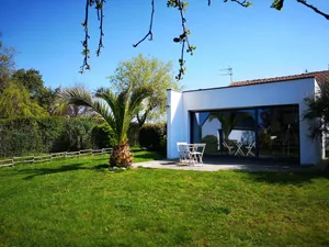 Image of Bright house between port and beach