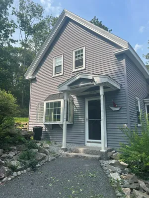 Image of Downtown Boothbay Harbor, 2-Story Cottage