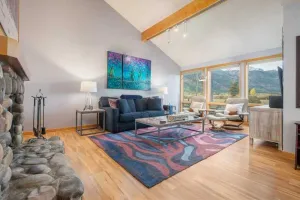 Image of RMR: Modern Decor + Great Views of Teton Mountain Range