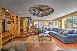Image of Book 3 nights, get the 4th night Free!\nThe Hot Tub lounge is now open.