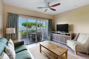 Image of Oceanfront townhouse with a furnished deck, balconies, AC, & washer\/dryer