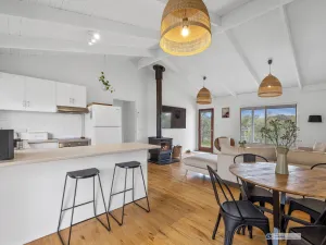 Image of Surf Beach Retreat Sinclair