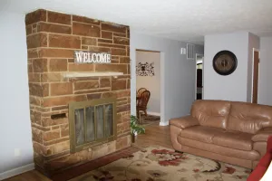 Image of Super Comfortable Home in the Heart of Speedway!!