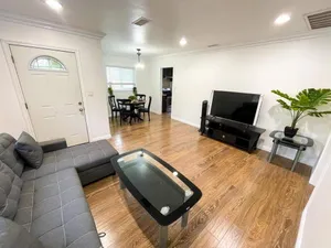 Image of Entire Remodeled House 2B1B in LA w\/self check-in