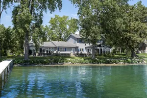Image of Lake Home - 3,500 sq ft - 20 min from Madison!