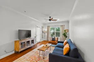 Image of Beautiful Apartment Steps from Downtown Auburn - Pool!