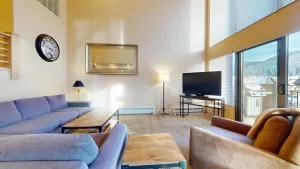 Image of Landmark 503 - 3 Bedroom Gold