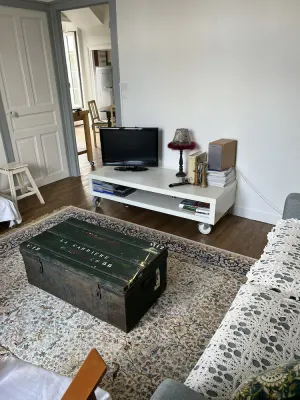 Image of Lovely inner-city apartment. View of the cathedral.