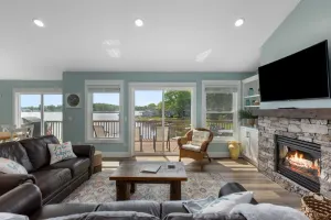 Image of Hot Tub - Remodeled Canadian Lakes lakefront home with breathtaking sunsets!