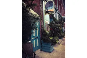 Image of Firefly Loft-historic Building, above vegan cafe