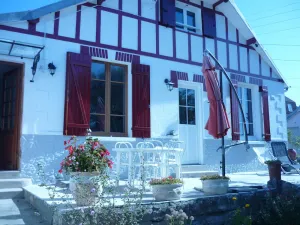 Image of Les charmettes, villa with garden and south-facing terrace