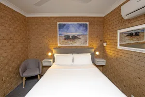 Image of Coast Inn Motel