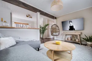 Image of Beautiful 2 Bedroom Boho Retreat in Downtown Mystic