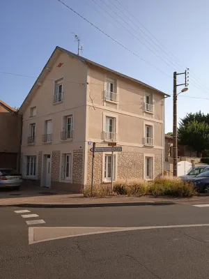 Image of Maison à Étages Avec Jardin