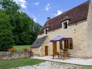 Image of Secluded House with Terrace, Close to Sarlat, Pool Access, Pet-Friendly, Baby Gear Included