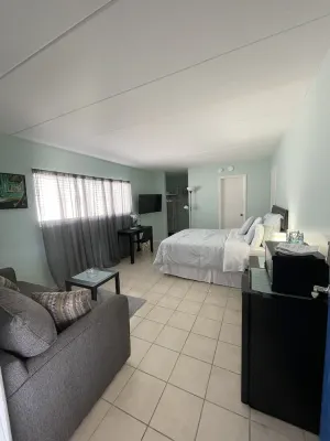 Image of LOCATION!Getaway,cozy place block from everything!Free ice cream,espresso drinks