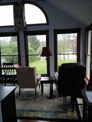 Image of A lovely retreat, a jewel, in a secluded, private rural setting