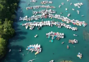 Image of Fishing \/ Hunting \/ Boating - Dream Location -Boats Also Available For Rent