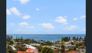 Image of Brand new house, amazing views, walk to the beach!