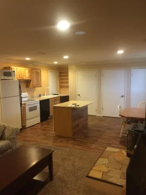 Image of 2 bedroom place great for travelers for a night, or an entire month or more!