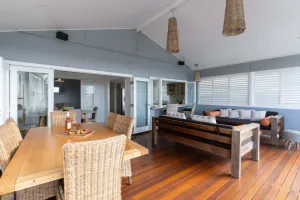 Image of Kombali at Moffat Beach