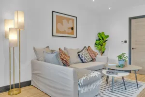 Image of homely- North London Penthouse Apartment Finchley