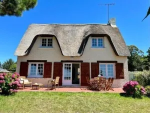 Image of Charming oceanfront cottage