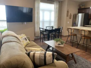Image of PERFECT 2 bedroom, 1 bath Condo