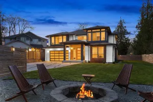 Image of Spacious 5BR\/3BA + Game room, Tacoma Home w\/ Covered Deck & Fireplace