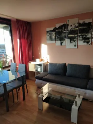 Image of Nice apartment for vacationers and business travelers B1006
