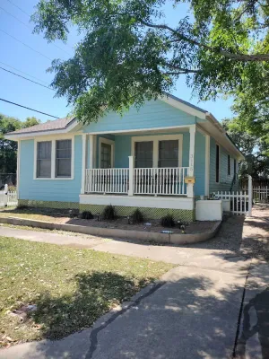 Image of Mississippi Blues & Beach Cottage - Perfectly Located in Gulfport!