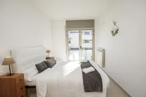 Image of Apartment with private parking in Girona