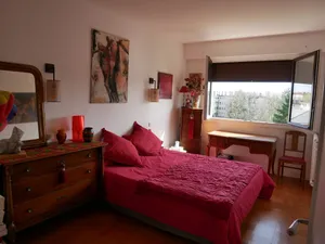 Image of 5 pers. 3 rooms 70 m2 in luxury building, 1 mn from RER and Vincennes woods