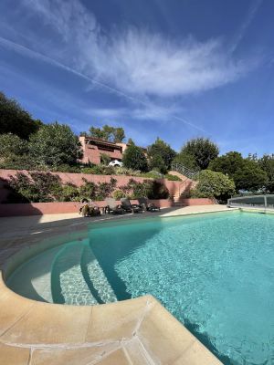 Image of Villa Provençale Avec Piscine