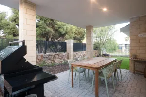Image of Parkview: Coastal Comfort by the National Park
