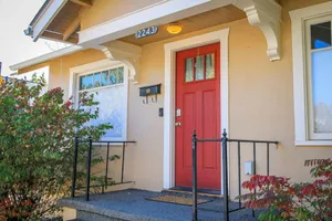 Image of Baker Street Bungalow, Cozy!  Near Downtown!  Sleeps 4, Local Golfing 50% Offf!