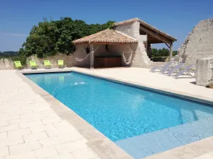 Image of A beautiful home with quality services, private pool and Spas