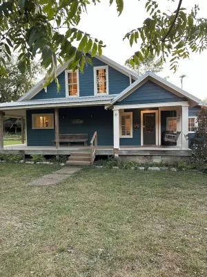 Image of Country Cottage Hideaway near Lynchburg