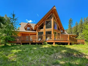 Image of Spacious Log Cabin Near Tamarack w\/ Hot Tub!