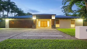 Image of Aqua - Pecten Port Douglas