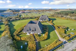 Image of Idyllisch Hinter den Dünen Gelegenes 3-raum-appartement Unter Reet