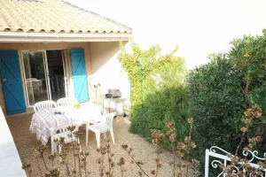 Image of Nice villa in a secured residence with pool, 200m from the beach of POrtiragnes plage