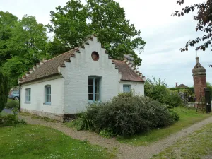 Image of Lodge Cottage - stunning garden, woodland walks near Norwich City & the Broads