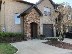 Image of Gorgeous Townhouse West Little Rock