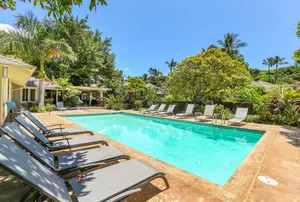 Image of Perfect South Shore Island Getaway, Walk to Beach!