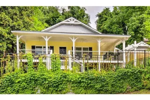 Image of Walk to downtown! The heart of Dahlonega.