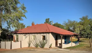 Image of El Viejo Adobe - Across from Sul Ross campus