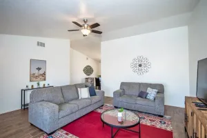 Image of LUXURY Living 2