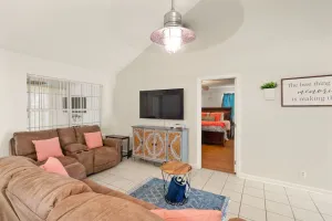 Image of The Blue Pearl | 3 Bed, 2 Bath